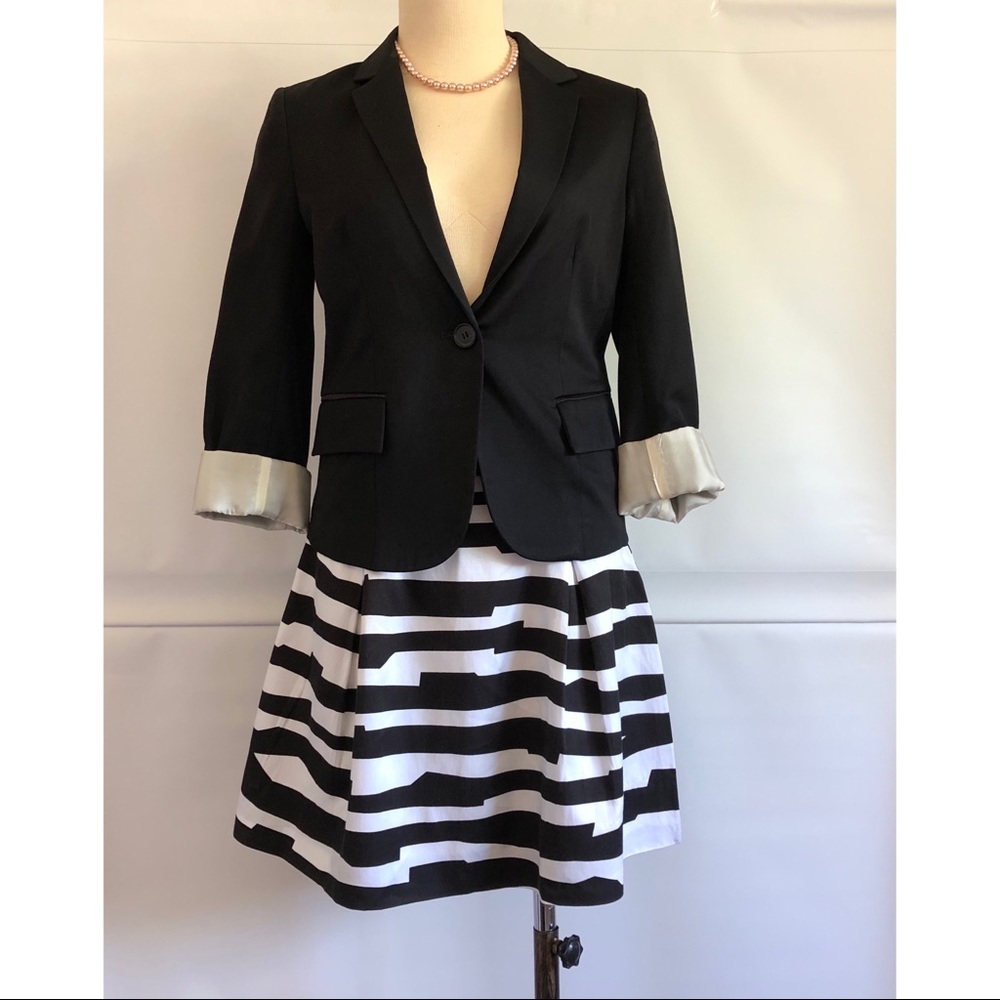 Club Monaco Flared Mini Skirts Size: 0